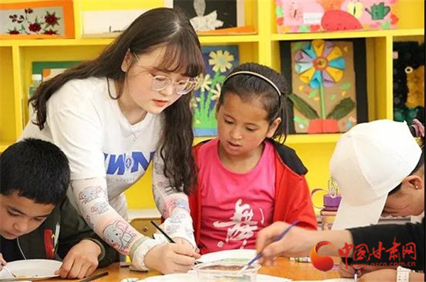 關愛山區(qū)的孩子 西北師大學子在東鄉(xiāng)、會寧開展體育美育浸潤行動活動