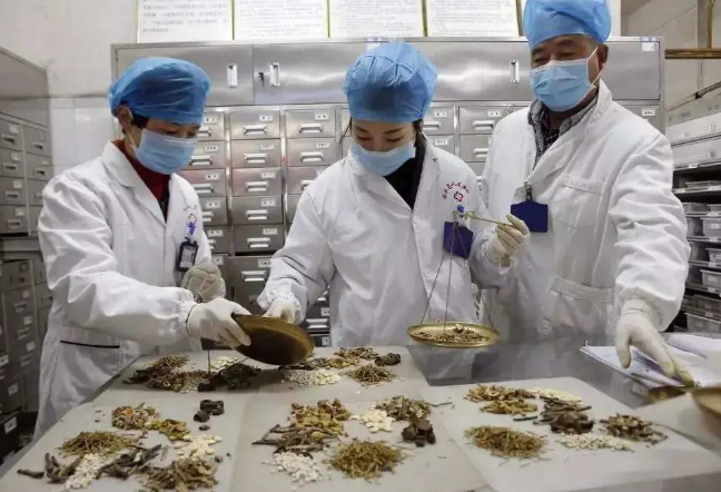 新冠肺炎疫情人物同防市民如何做？請看這里！