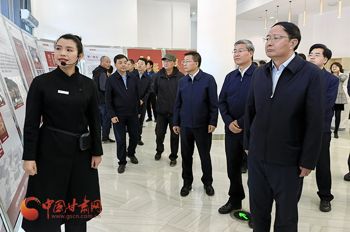 “學(xué)黨史、頌黨恩、跟黨走——紅色文化進(jìn)校園”活動(dòng)在蘭舉行 歐陽堅(jiān)李榮燦出席（圖）