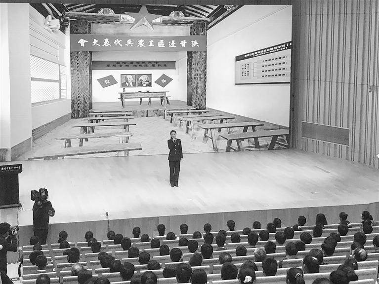 蘭州市開展“學黨史、頌黨恩、跟黨走”紅色文化進校園活動