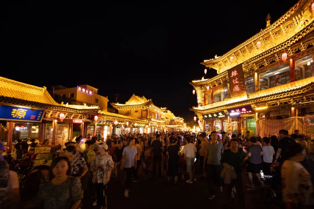 古風(fēng)、華美、浪漫、美味……現(xiàn)實版“清明上河圖”，就在這里！