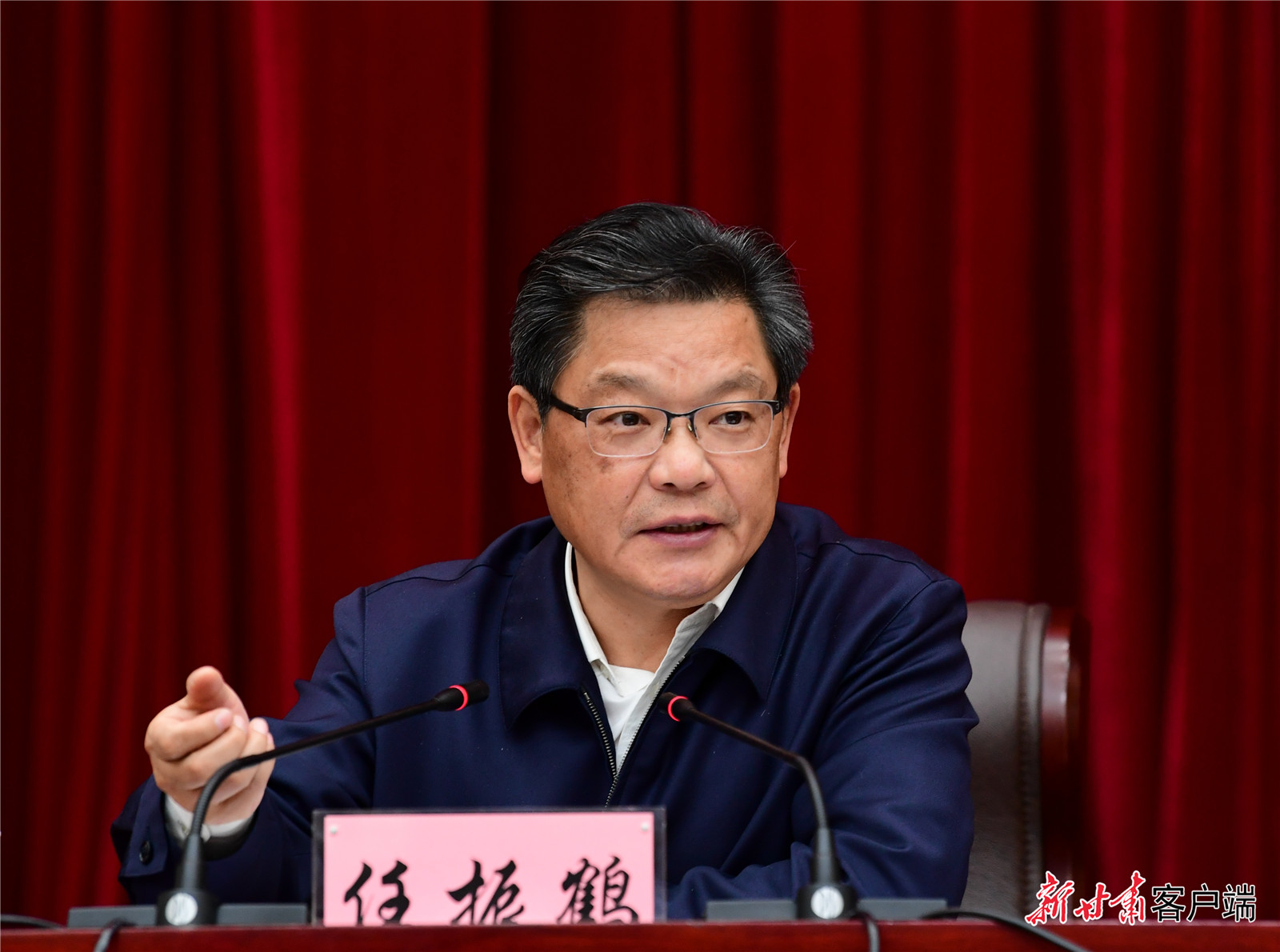 任振鶴在全省新型城鎮(zhèn)化工作推進會議上強調(diào)：凝心聚力抓落實、蹄疾步穩(wěn)向前進，奮力推進新型城鎮(zhèn)化建設再上新臺階