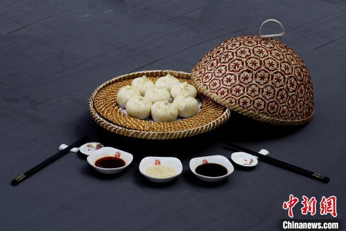 圖為甘肅臨夏回族自治州美味——河州包子。(資料圖) 臨夏州委宣傳部供圖