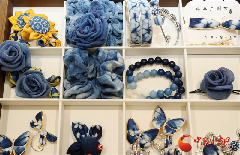 平?jīng)鏊{(lán)染技藝：藏在板藍(lán)根里的草本芬芳