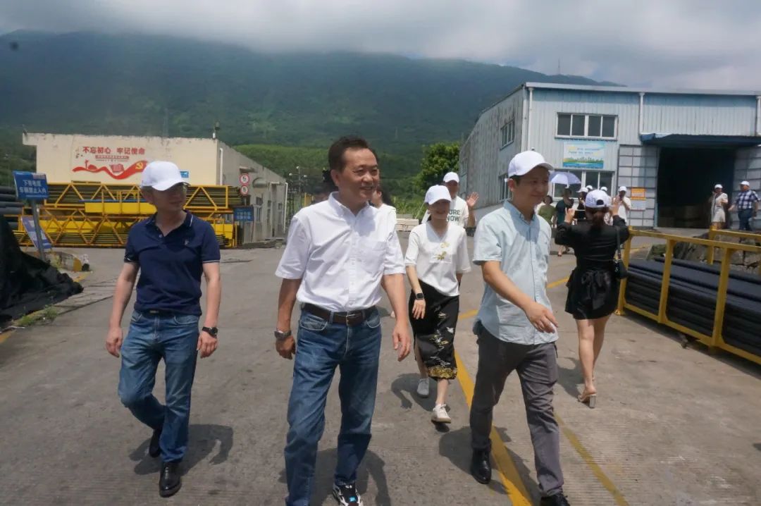 1690270611476447.jpg 4.jpg